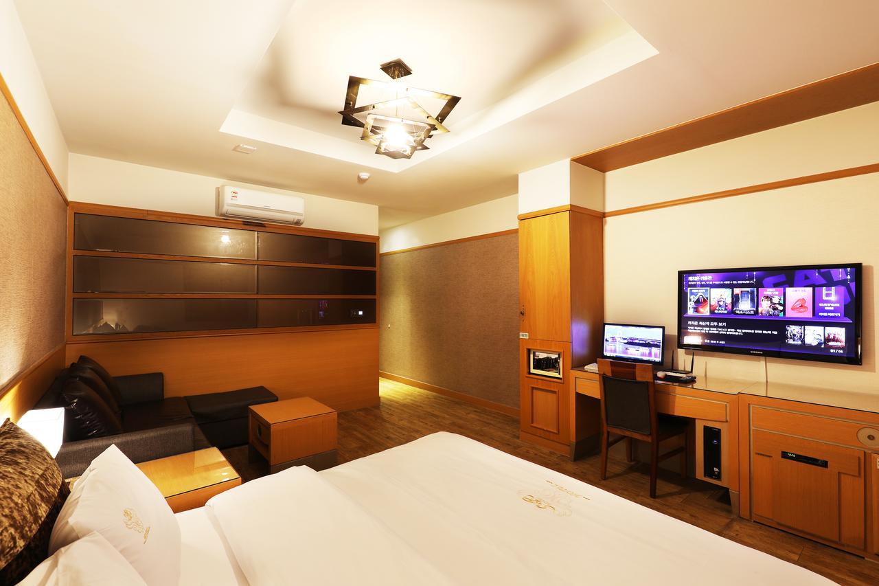 Bucheon Sr Hotel מראה חיצוני תמונה