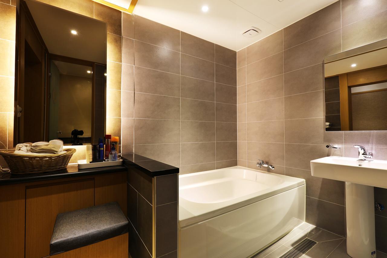Bucheon Sr Hotel מראה חיצוני תמונה